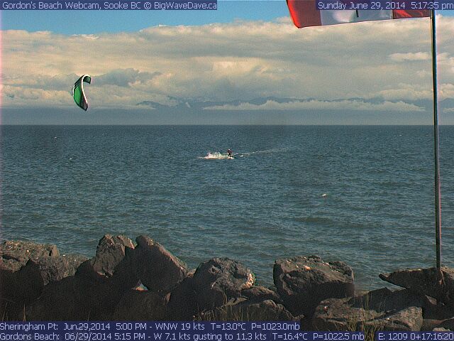 10 knots / 14.5 FLITE / MAKO 130
First session with the FLITE. Satisfied with the performance & cruised upwind on the baby MAKO.
