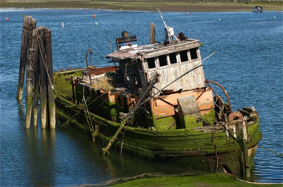 Needs a bit o' paint.
