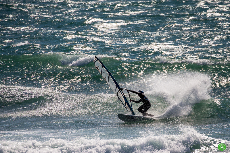 Law bending zee knees
