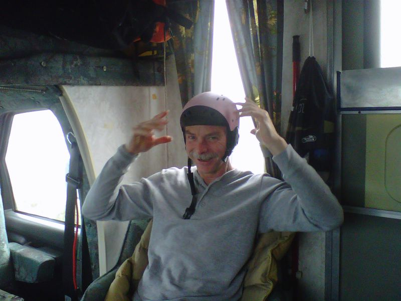 Great to see Chris back, checking out the Gath fit - pink looks good on you!
