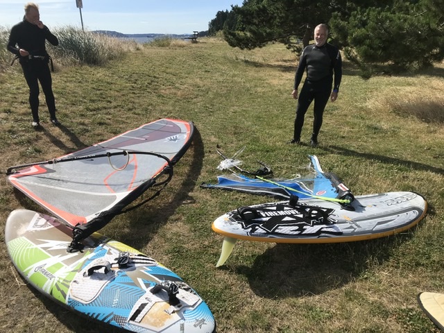 DavidM rigging down
Lucky in an unlucky moment 
