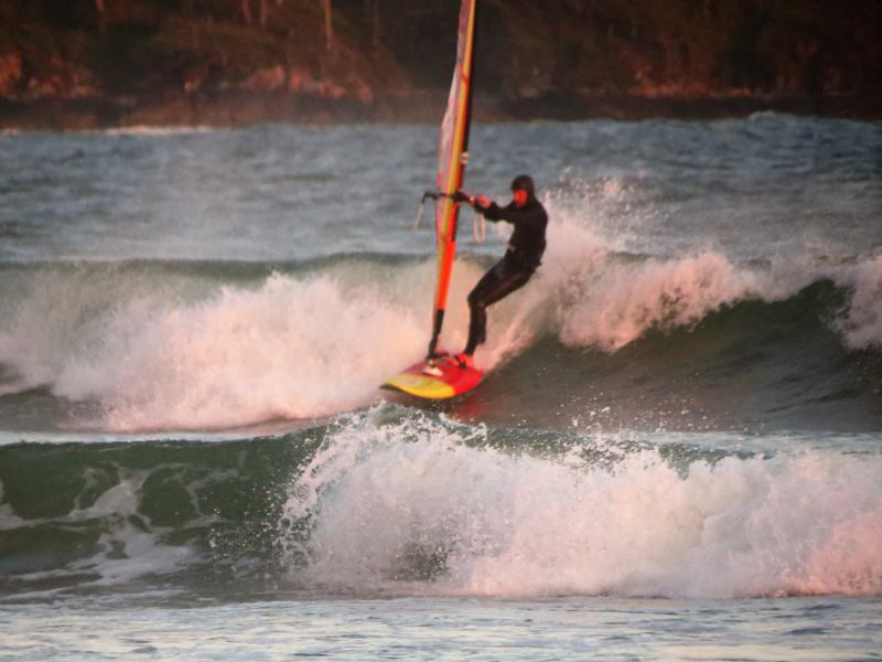 smooth operator (BWD)
