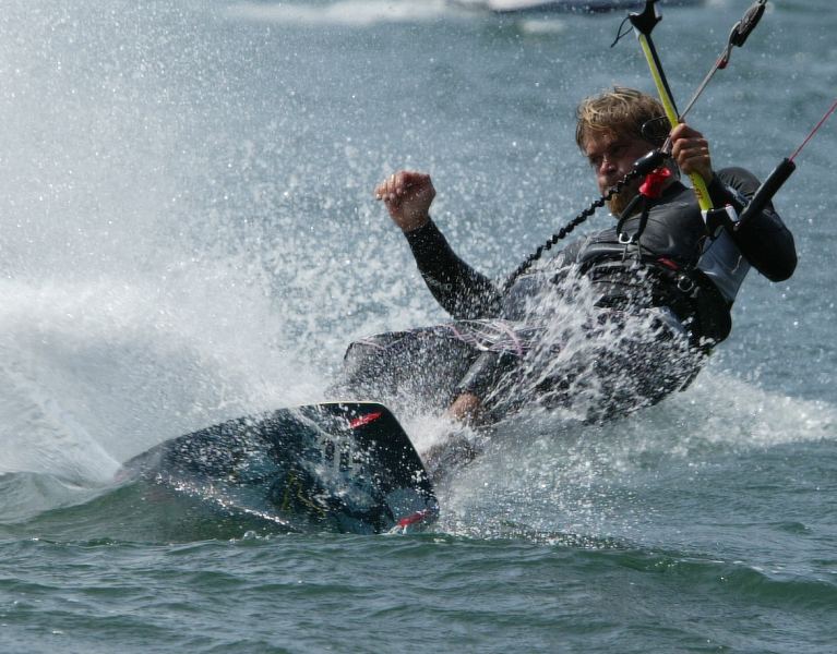 Mark "2 dogs"
[url=http://spikephoto.ca/]Spikephoto[/url] 

