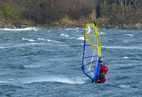 Willows Beach, December 16, 2007
Wind surfers

