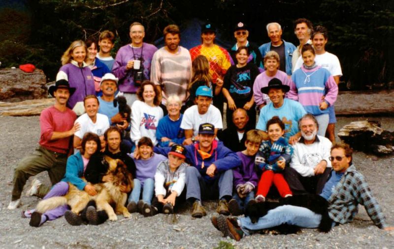 1993 Nitinat Windsurfing Regulars
Thought this old picture might be of some interest !
