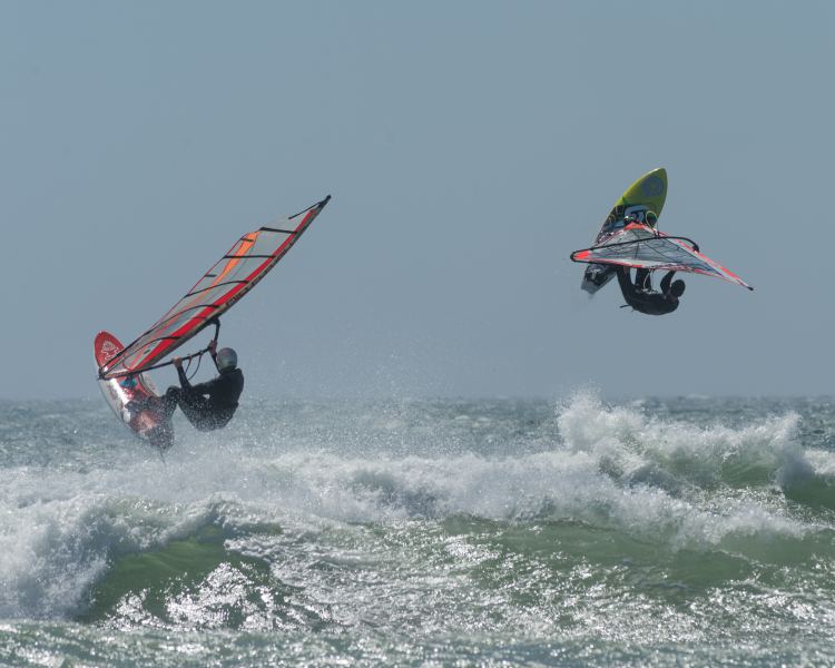 Fish and WD for the tandem jump title
