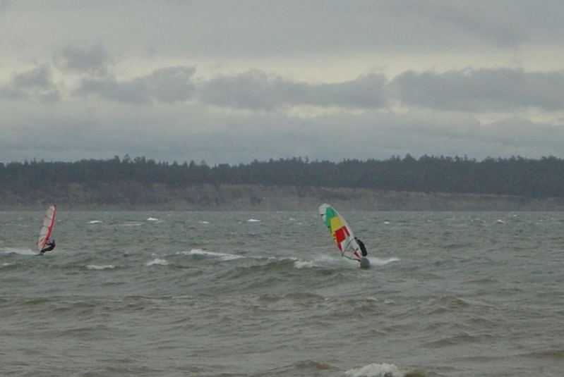 Island View
Chris working the last of the S.E.
