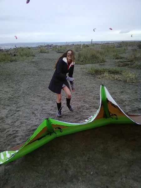 mmm mmm mmmm...now this flies my kite!!
Nothing like knee high stilettos and a mini skirt to help rig up! My secretary assisting me at the office on remembrance day.
