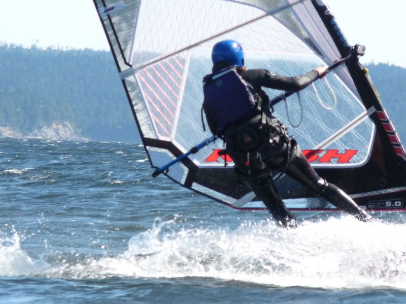 SB says yes to 5.0
Sandra showing great jibe form
