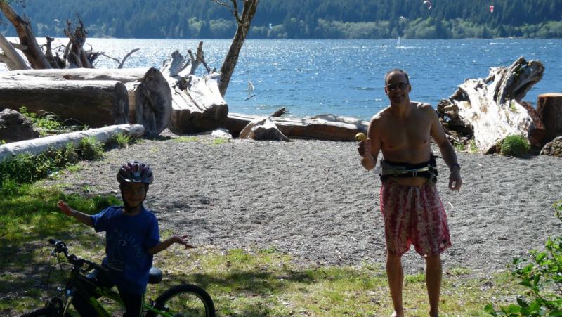 Hot cinco da mayo weekend at the lake
In honor of Bobson...Kus is ready to go out on his new isonic. With Luke, not knowing what to make of it all, sporting his gone sailing shirt. 
