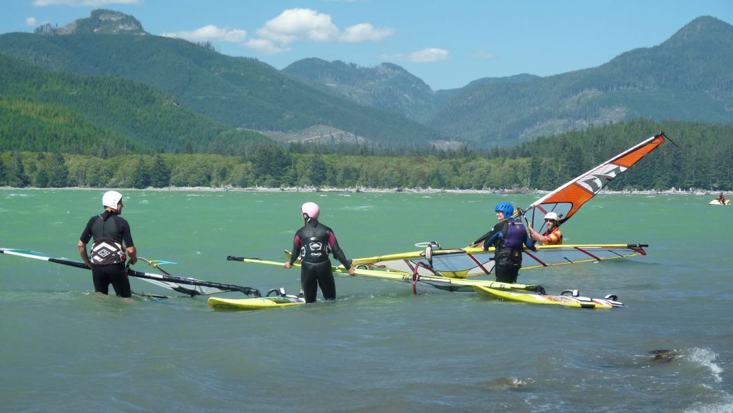 A group of newbies out at the lake during windfest.
