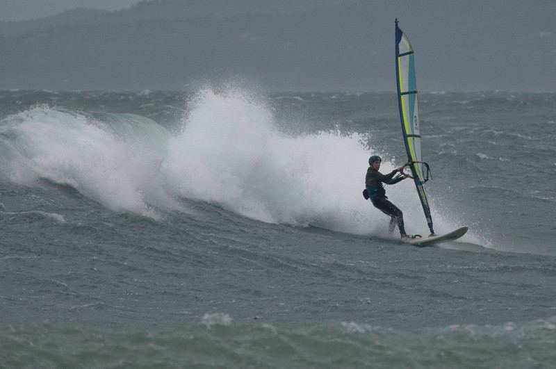 Race the wave......
Don't look back ULR! Windstorm,  Clover Point,  April 26th.
Keywords: ULR clover windstorm
