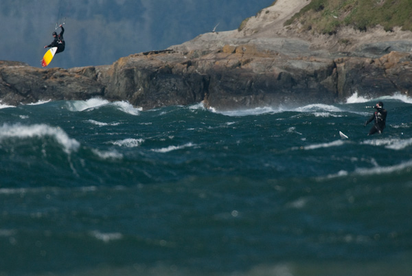 2010APR08 Dallas Rd
Viewed from Clover Pt.

